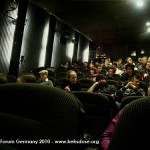 Der Blick in den Saal